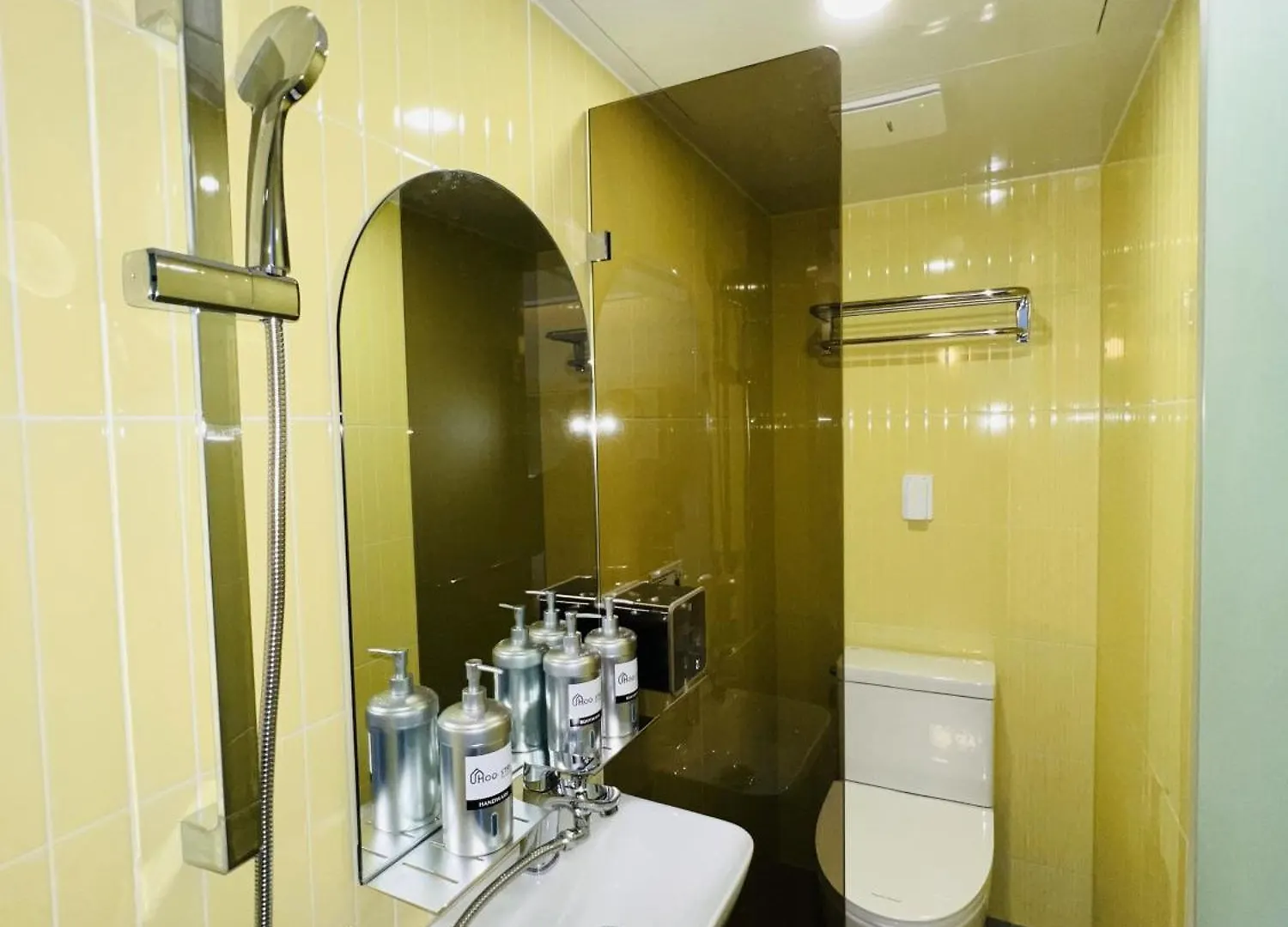 Uhoostay Myeongdong Guesthouse Soul